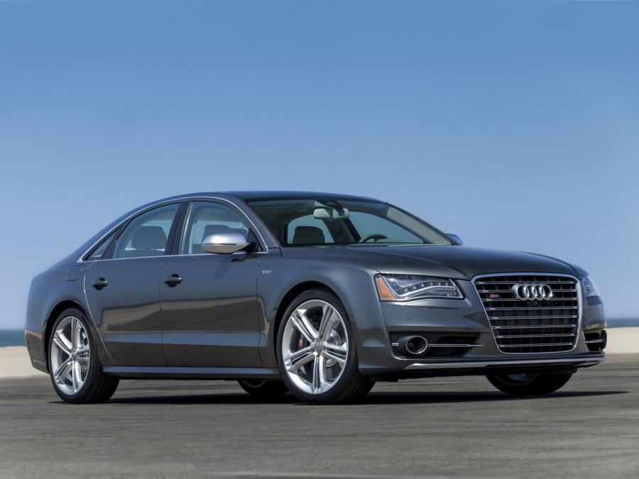  Audi S8 (D4) 2012 года  (NA) (фото 1 из 53)